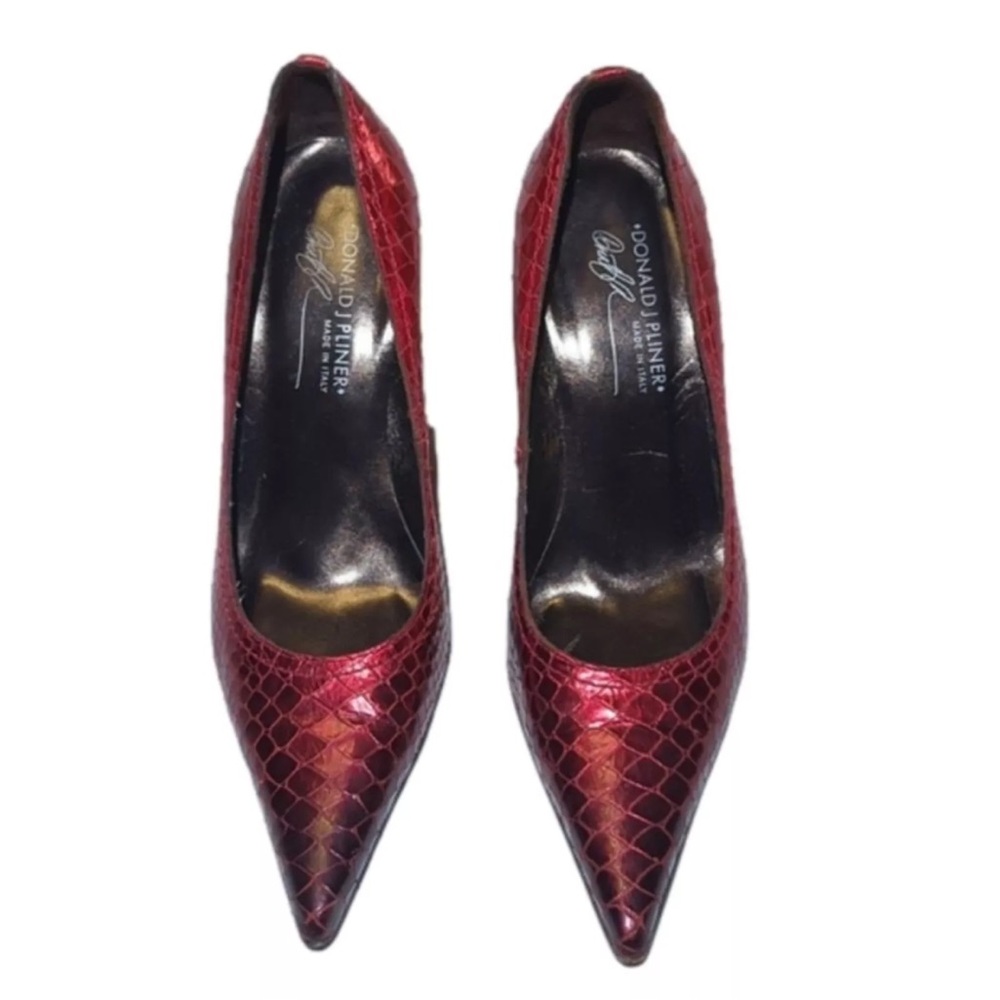 Donald Pliner Women's High Heel Shoes Red Snakeskin Python Foil
Metallic size 6 - Picture 3 of 17